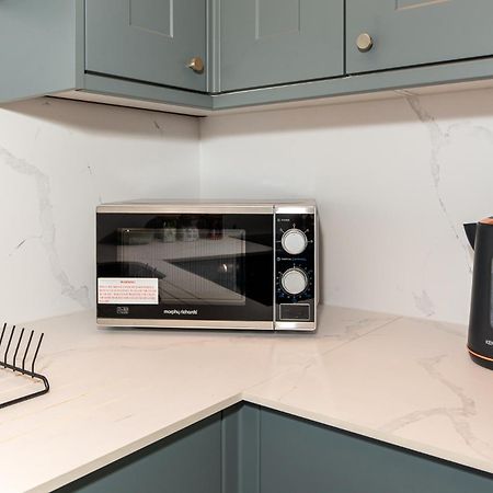 לונדון 2-Bedroom Victorian Apartment In Kensington מראה חיצוני תמונה